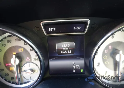 2014 Mercedes-Benz Cla 250 4Matic z USA, uszkodzony, nr VIN WDDSJ4GB2EN139924